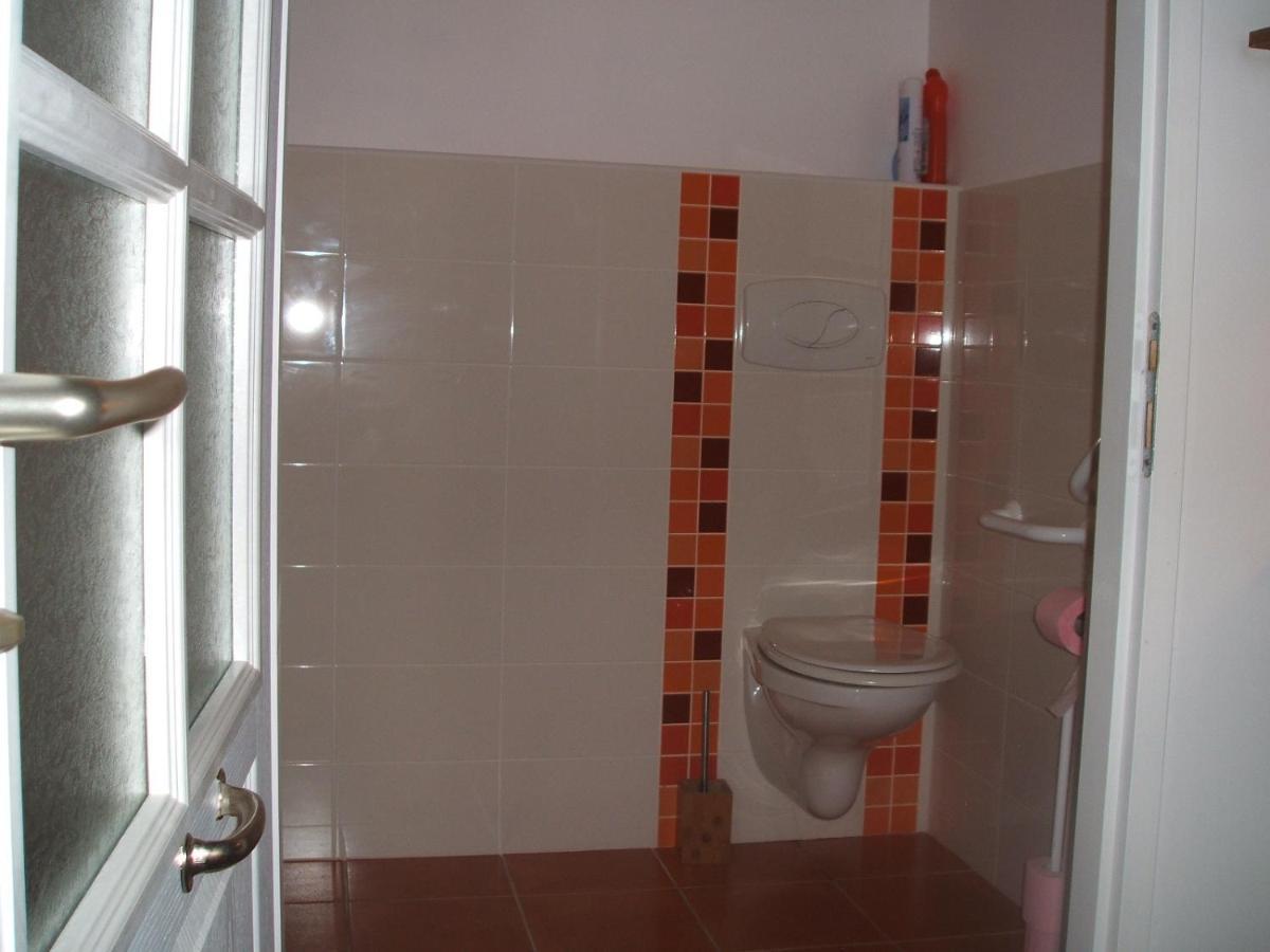 Chambres D'Hotes La Charriere Cheffois Exteriör bild
