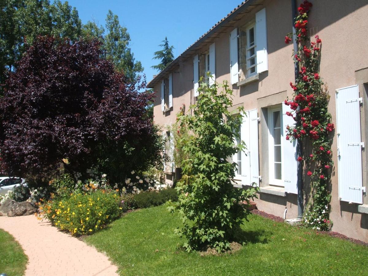 Chambres D'Hotes La Charriere Cheffois Exteriör bild