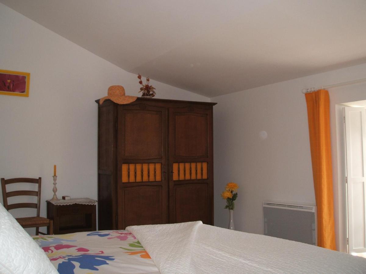 Chambres D'Hotes La Charriere Cheffois Exteriör bild
